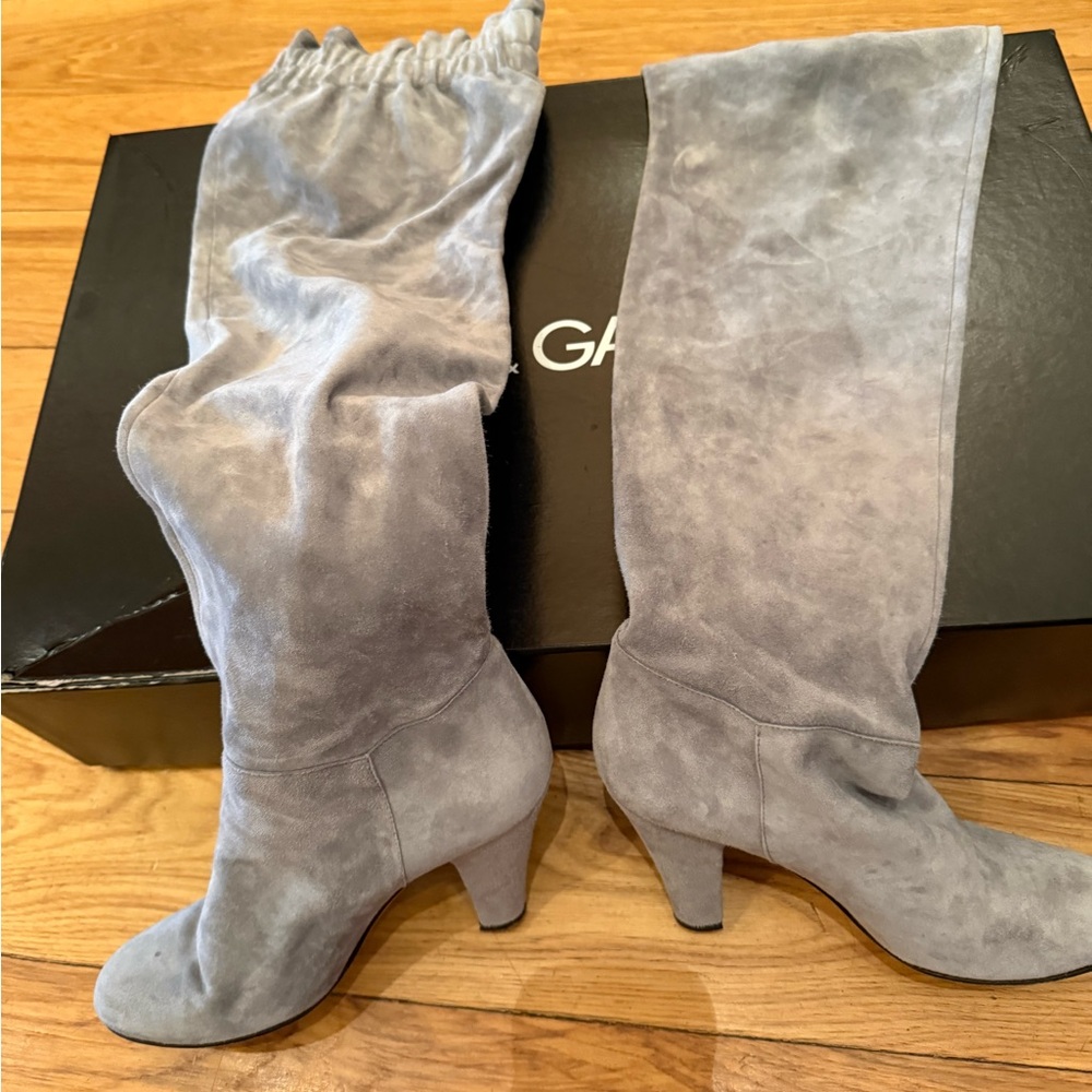 Dolce & Gabbana Light Gray Suede Heeled Boots